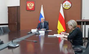 Борис Джанаев принял участие в заседании Межведомственной комиссии по снижению уровня неформальной занятости в СКФО
