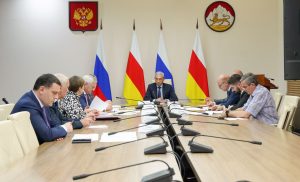 В правительстве Северной Осетии обсудили разработку программы экономического развития Моздокского и Пригородного районов