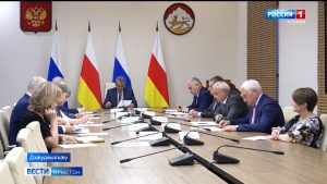 Сергей Меняйло прокуратурæйæн бабар кодта бадомын зынгсирвæзтыты æдасдзинады системæтæ бæлвырд кæныны акттæ