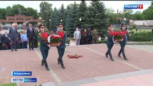 На Мемориале Славы почтили память погибших в годы Великой Отечественной войны