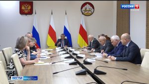 Ацы къуырийы кæронмæ эксплуатацийы ратдзысты туаггуыры дыууæ станцæй