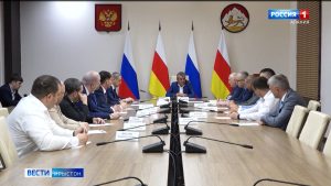 Сергей Меняйло фембæлд Дзæуджыхъæуы муниципалон сконды депутаттимæ