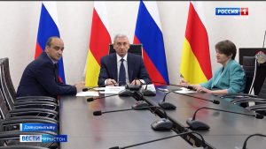 Дзанайты Барис он-лайн хуызы архайдта Паддзахадон Советы къамисы æмбырды экономикæ æмæ финансты фарстаты фæдыл