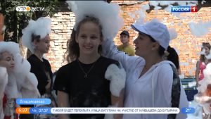 Для детей из ДНР и ЛНР организовали пенное шоу