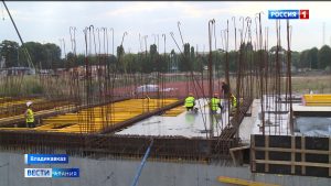 Во Владикавказе продолжается реконструкция стадиона «Спартак»