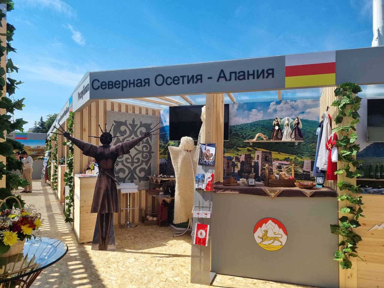 Северная Осетия представила свой стенд на туристическом форуме «Путешествуй!» в Москве