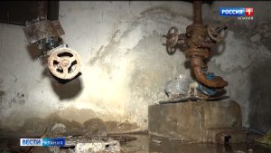Жильцы дома на улице Ленина годами добиваются замены водопровода