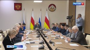 Сидзæр цæрæнуæттæй ифтонг кæныны закъонмæ ивддзинæдтæ бахæссыны фарстатыл ныхас цыди парламенты советы æмбырды