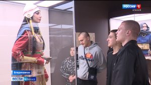 Юные спортсмены из ДНР посетили Нацмузей Северной Осетии