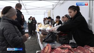 Сельхозтоваропроизводители республики представили свою продукцию на ярмарке в Чиколе