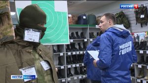 Представители “Единой России” проверили цены на военную экипировку в спецмагазинах