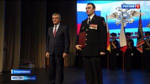 Сергей Меняйло наградил ветеранов и сотрудников органов внутренних дел