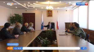 Михаил Шаталов провел заседание президиума Общественного совета Владикавказа