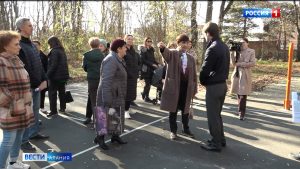 Представители СОГУ ответили на вопросы горожан о благоустройстве территории вуза со стороны Комсомольского парка