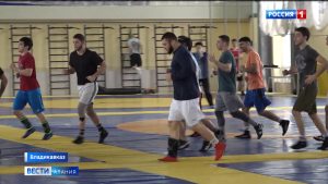 Во Владикавказе завершаются сборы юношеской команды России по вольной борьбе