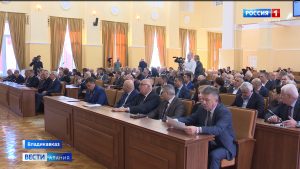 Заседание парламента: принятие бюджета республики, изменение границ Владикавказа, новый порядок предоставления жилья сиротам
