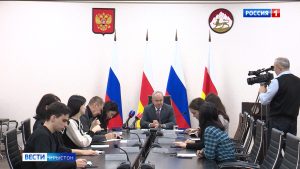 Парламенты сæрдар Тускъаты Таймуразæн уыд хатдзæгтæгæнæн пресс-конференци