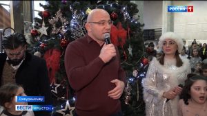 Паддзахадон Думæйы депутат Таймазты Артуры хъæппæрисæй Ирон театры арæзт æрцыд хæрзаудæн акци