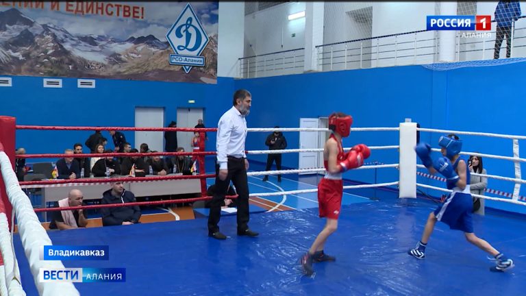 Во Владикавказе стартовал муниципальный турнир по боксу «Кубок святого Георгия Победоносца»