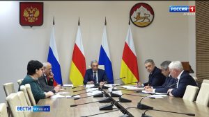 Борис Джанаев провел совещание с членами правительства Северной Осетии