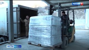 Из Северной Осетии в Донбасс отправили 20 тонн питьевой воды