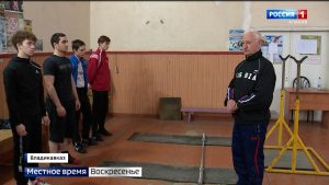 80-летний юбилей отмечает Заслуженный тренер России по тяжелой атлетике Петр Дзбоев