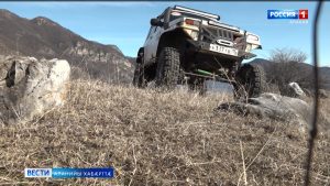 Дмитрий Лобойко республикæйы хæхты бирæ хæттыты æххуыс кодта автомобилисттæн