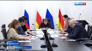 Сидзæр æмæ æнæ ныййарджыты æххуысæй чи хъомыл кæны, ахæм сывæллæттæн фарон балхæдтой 77 цæрæнуаты