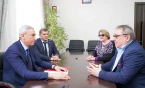 Борис Джанаев и президент «Русолово» Евгений Колесов обсудили подготовку кадров