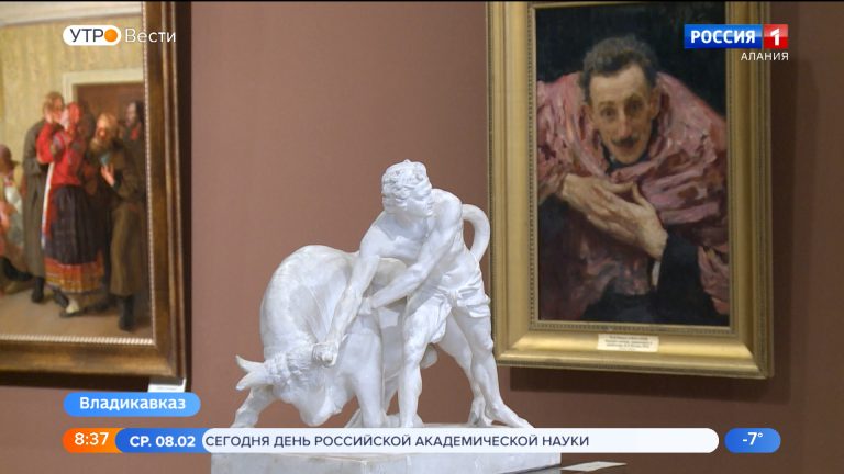 В Художественном музее имени Махарбека Туганова открылась выставка, посвященная Году педагога и наставника