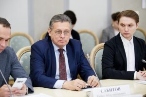 Рифат Сабитов принял участие в расширенном заседании комитета Госдумы по информационной политике, информационным технологиям и связи