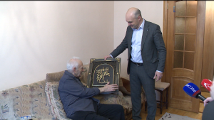 «Иугонд Уæрæсе»-йы минæвæрттæ йæ гуырæнбоны фæдыл арфæ ракодтой Фыдыбæстæйы Стыр хæсты ветеран Черчесты  Алыксандрæн