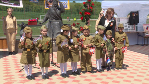 Курдиæттæ исын райдыдтой Фыдыбæстæйы Стыр хæсты темæимæ баст æмдзæвгæты конкурс «Помним сердцем»-мæ