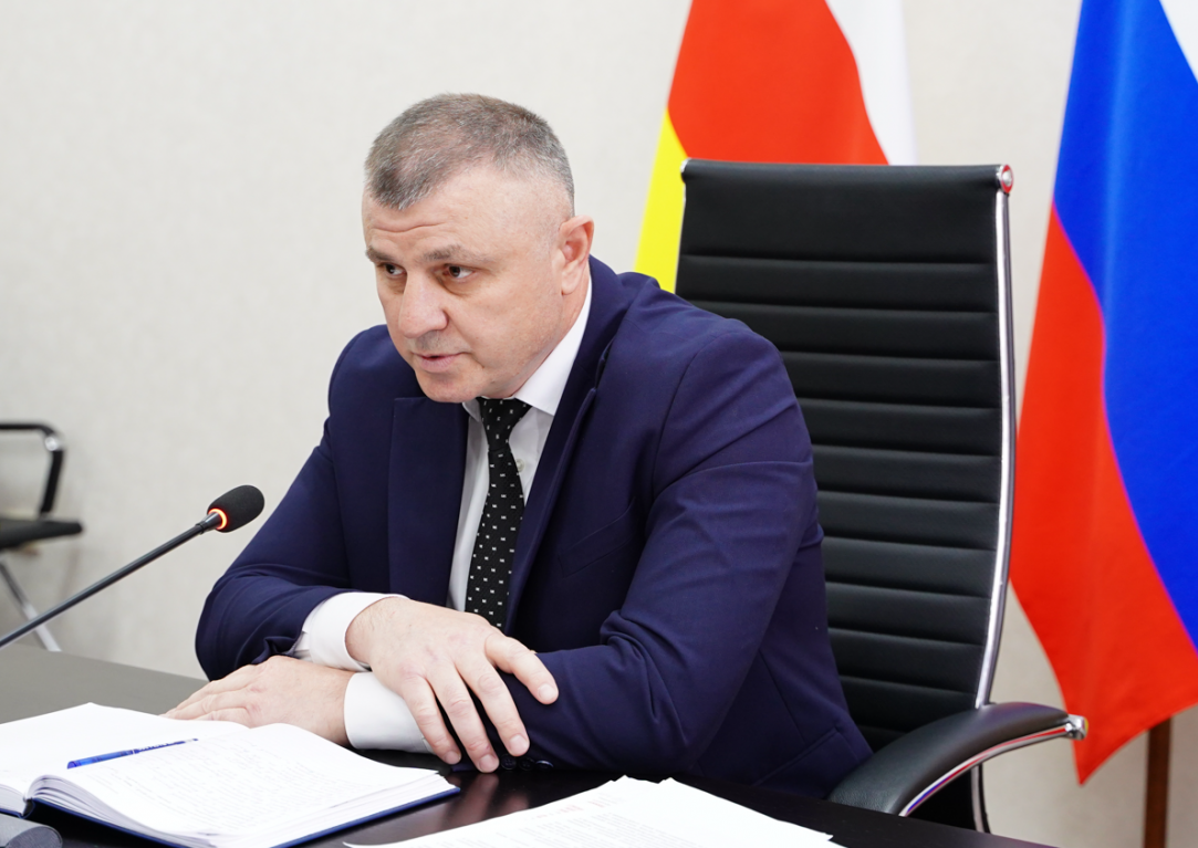 Министр госимущества и земельных отношений Руслан Тедеев ответил на вопросы журналистов