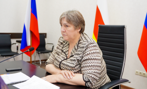 Лариса Туганова провела заседание оргкомитета по подготовке и проведению в республике Года педагога и наставника
