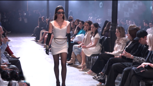 «Осетия может и должна стать центром моды в России»: во Владикавказе прошел первый дизайнерский показ «Alania Fashion Day»