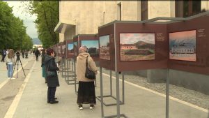 Дзæуджыхъæуы Сабырдзинады проспекты байгом хуызистыты равдыст «Ирыстоны нывгæнджытæ хæсты тыххæй»