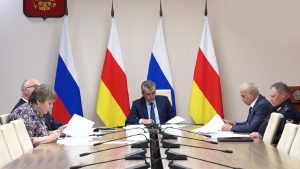 Сергей Меняйло провел заседание по вопросам обеспечения правопорядка в республике