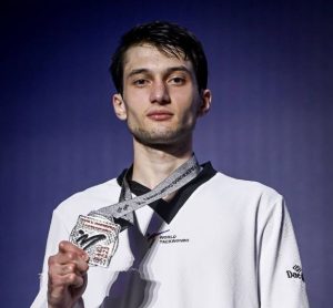 Георгий Гурциев – серебряный призер чемпионата мира по тхэквондо