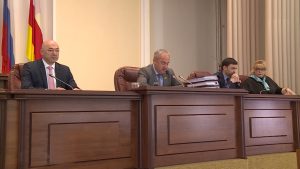 Изменения в бюджеты Северной Осетии и фонда ОМС рассмотрели на заседании совета парламента республики