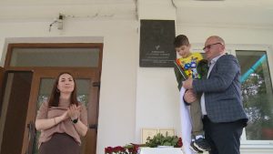 В Лескене открыли мемориальную доску заслуженному врачу РСФСР Сосланбеку Кизинову