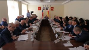 Депутаты парламента республики провели выездное заседание совета в Алагирском районе