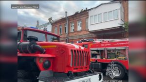 20 человек эвакуировали из горящего дома на улице Миллера во Владикавказе.