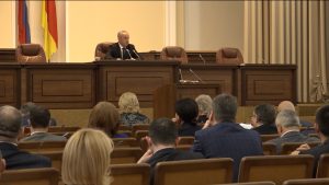 Во Владикавказе прошли первые парламентские слушания на тему «Подходы к реализации закона республики «О науке и научно-технической политике»