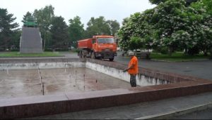 Владикавказские фонтаны выходят из строя из-за большого количества мусора, который бросают в них горожане