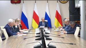 Дзанайты Барисы разамындæй цы æмбырд ацыд, уым æрныхас кодтой национ проекттæ æмæ паддзахадон программæтæ куыд æххæстггонд цæуынц, ууыл