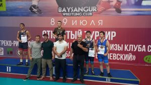 Североосетинские борцы стали призерами открытого межрегионального турнира по греко-римской борьбе среди молодёжи