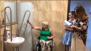 «Единая Россия» проверила доступность учреждения медико-социальной экспертизы для людей с инвалидностью