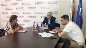 Депутат Госдумы Зураб Макиев провел приём граждан