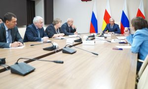 Борис Джанаев провел совещание по вопросам социально-экономического развития